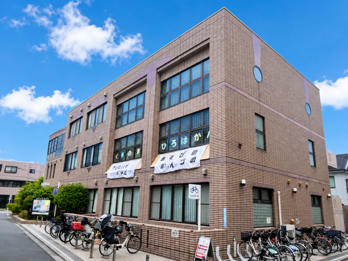 熊野前ひろば館外観