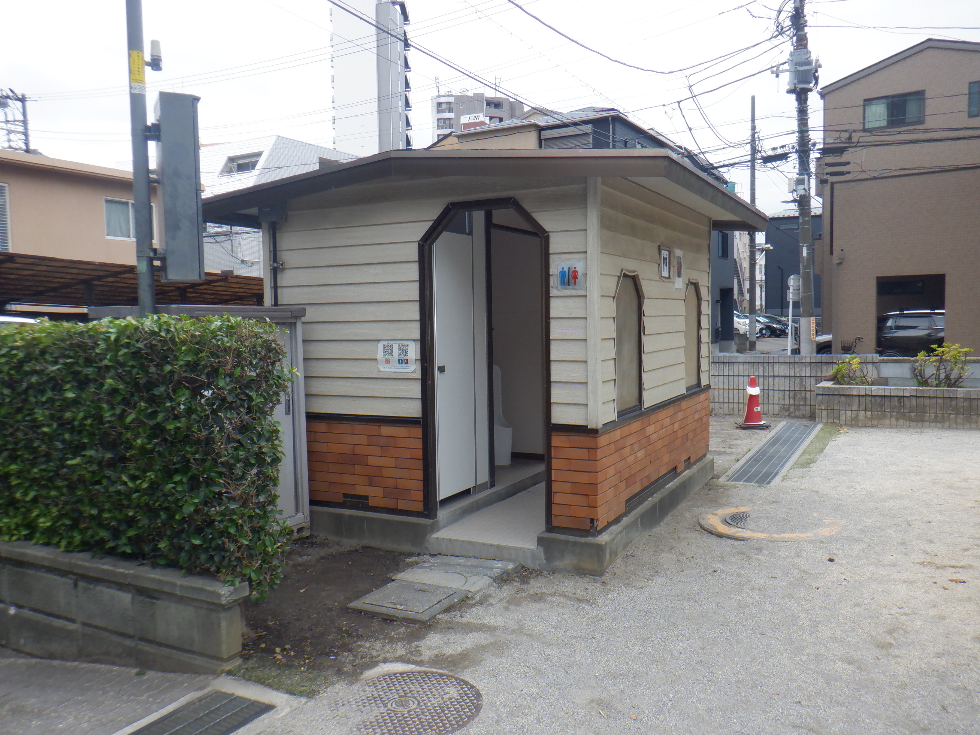 \\sv-file02\荒川02\防災都市づくり部\土木管理課\07_設備係\030公園設備\200調査写真\20260609_