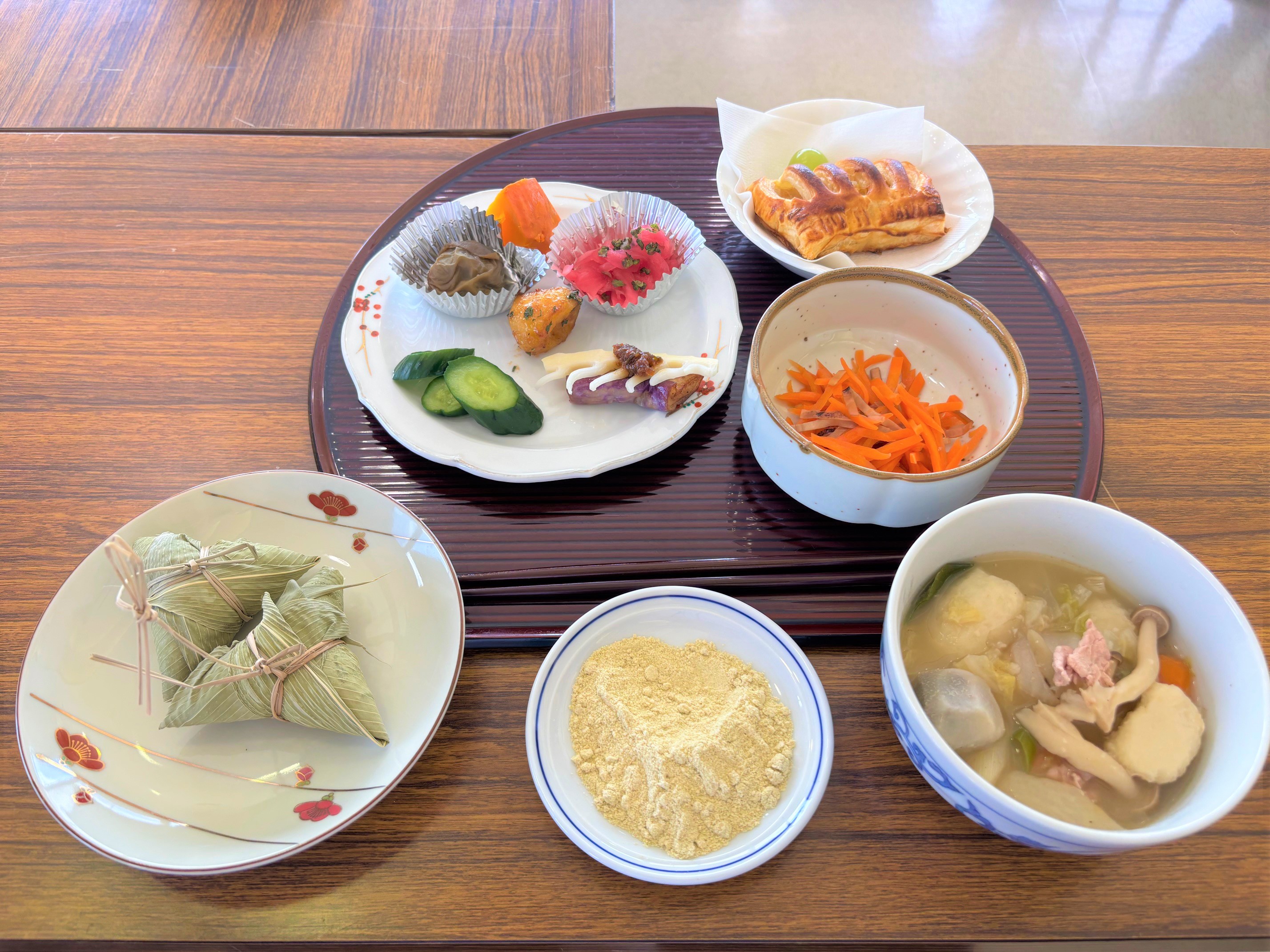 昼食メニュー