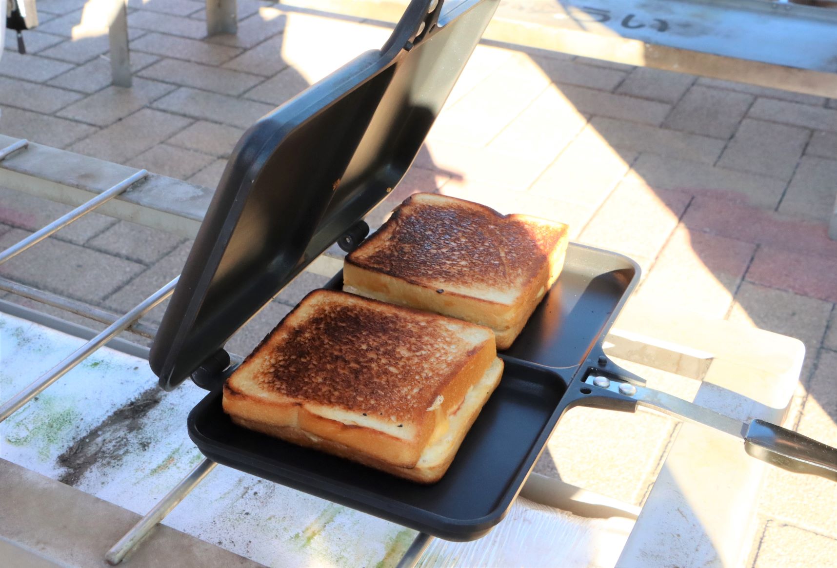 完成したホットサンド