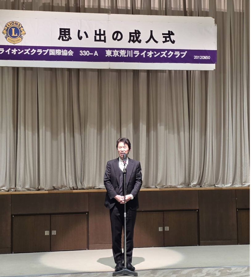 挨拶をする区長