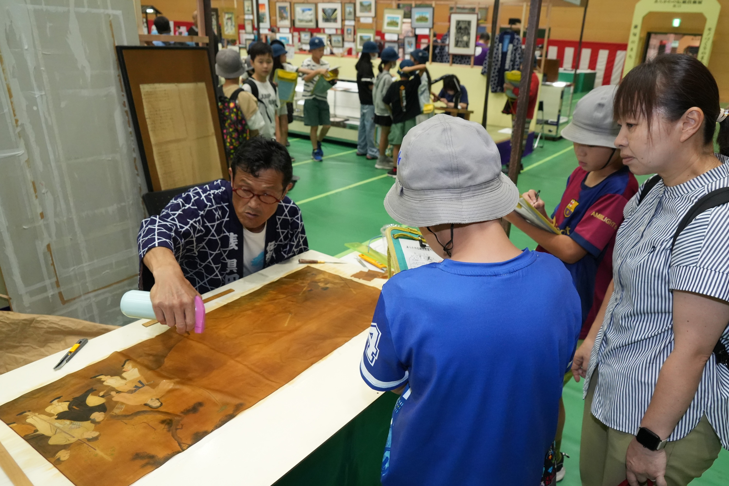 表具師の作業を見学